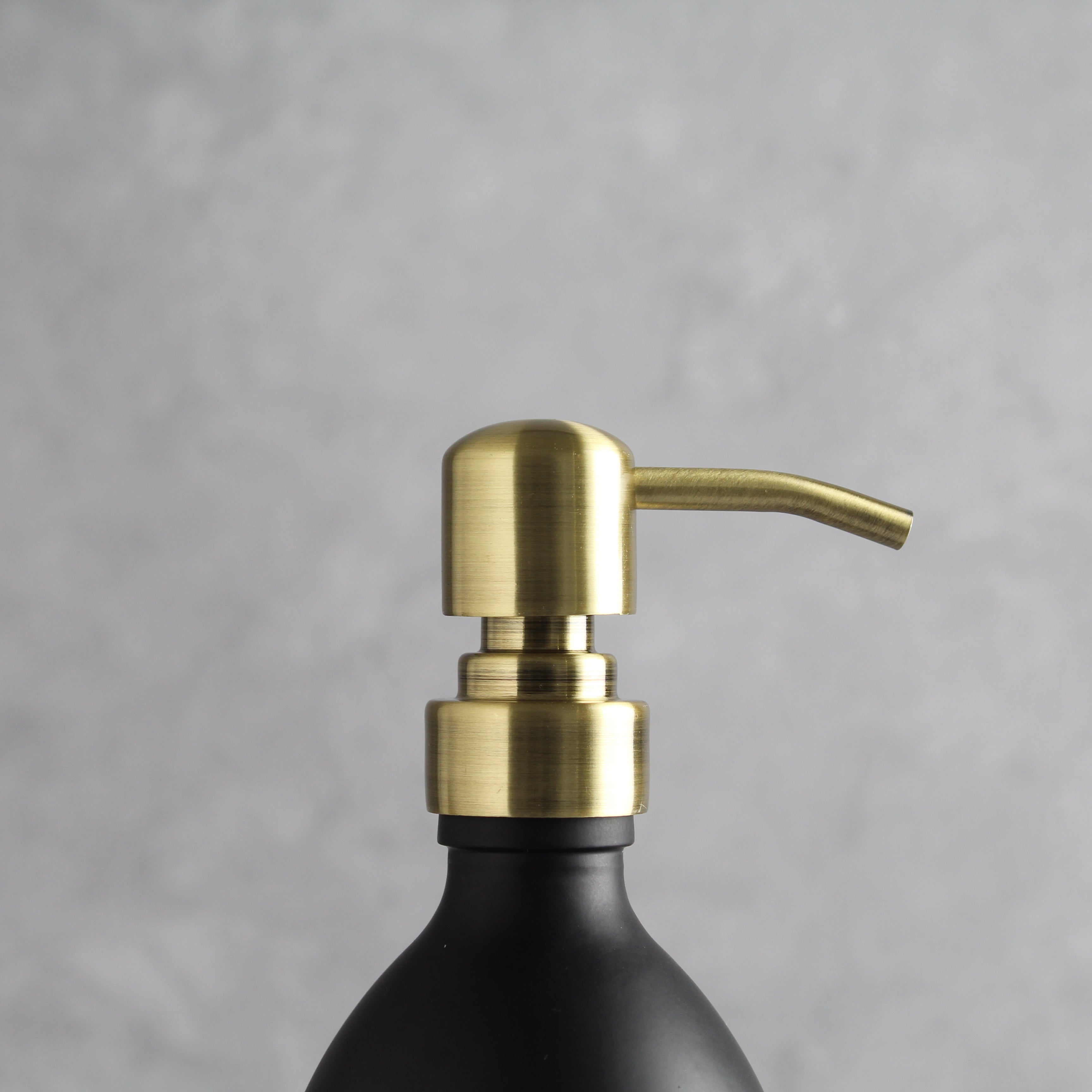 Black Tray & Matte Black Dispenser Triple Set - Namie Home