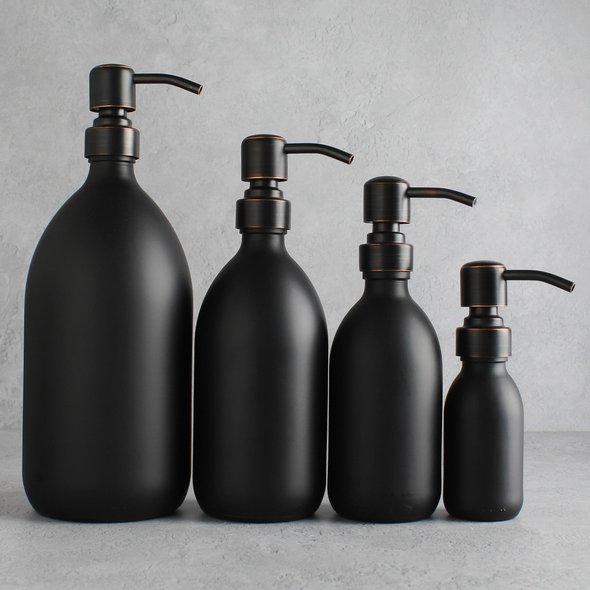 Matte Black Glass Dispenser Bottle With Black/Copper Pump - Namie Home