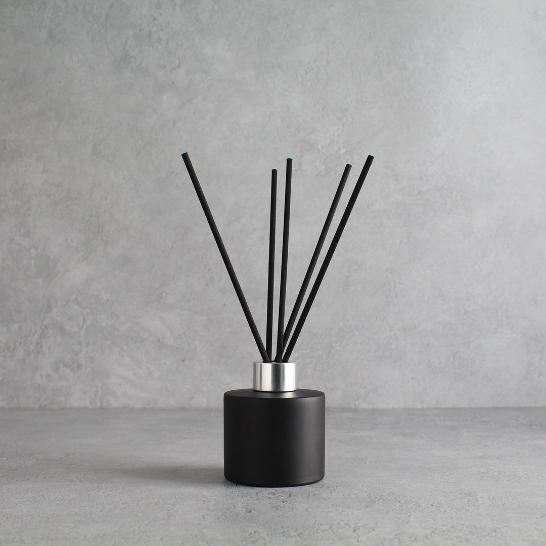 Black Reed Diffuser - Namie Home