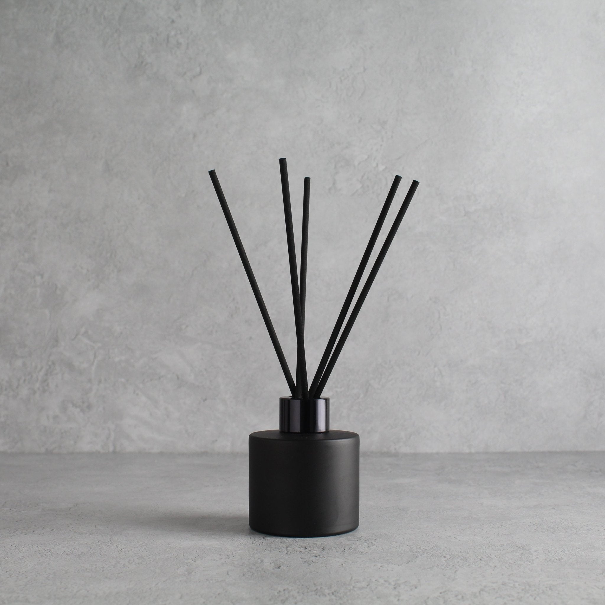 Black Reed Diffuser - Namie Home