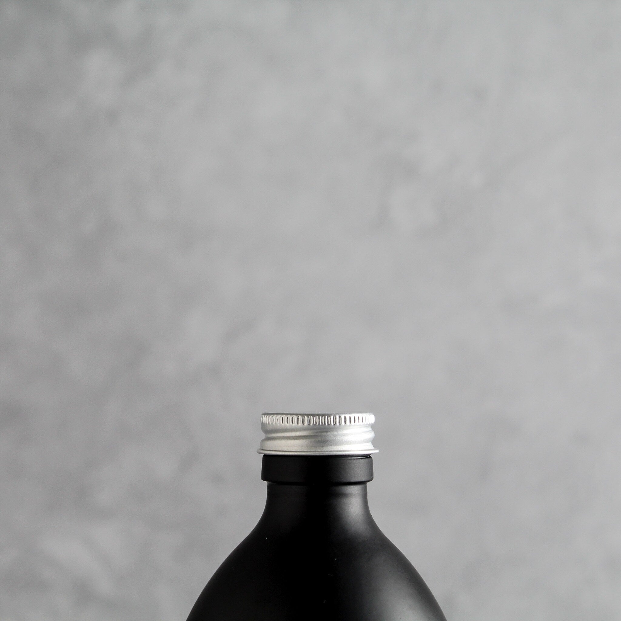 Matte Black Glass Bottle With Screw Cap - Namie Home