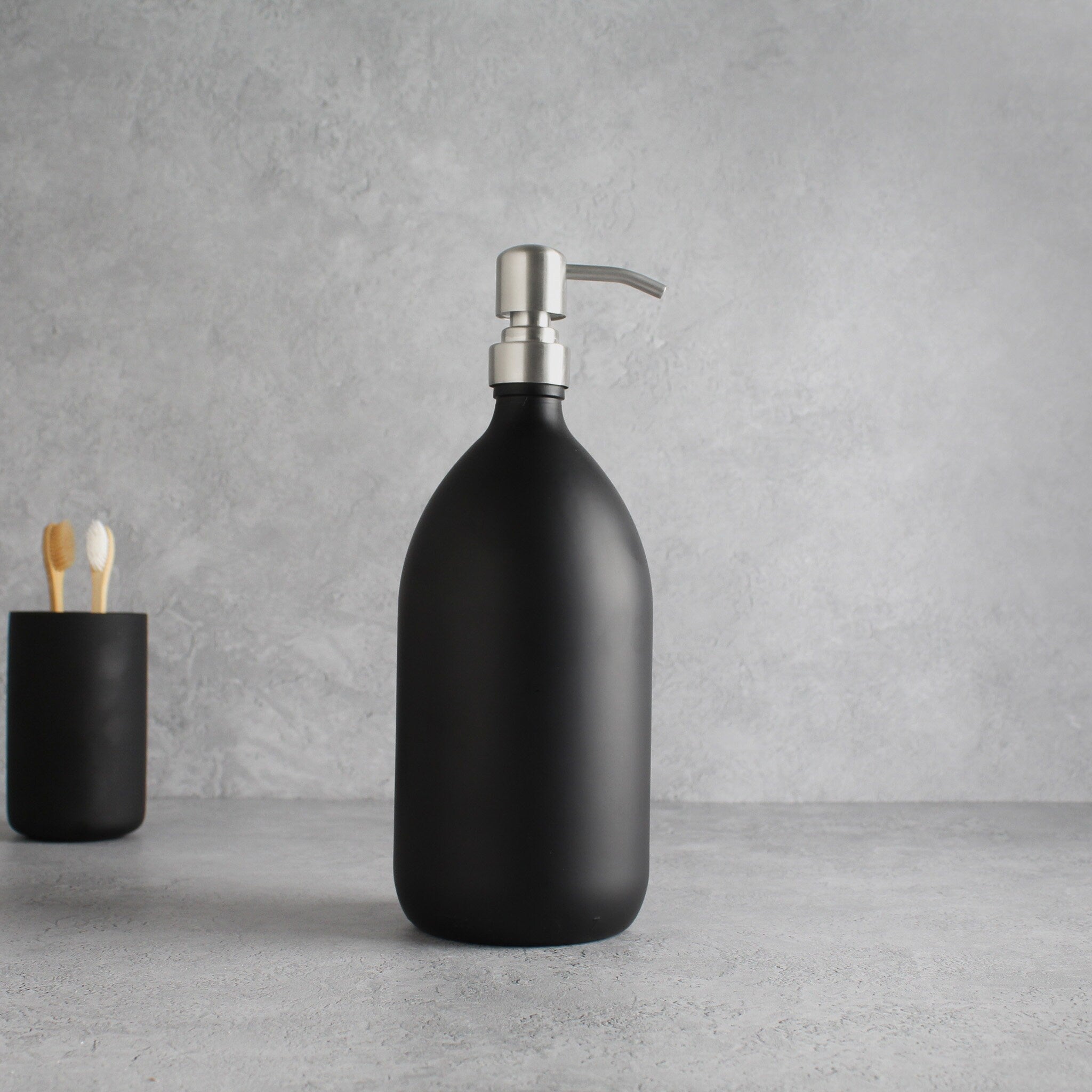 Matte Black Glass Dispenser Bottle With Silver Pump - Namie Home