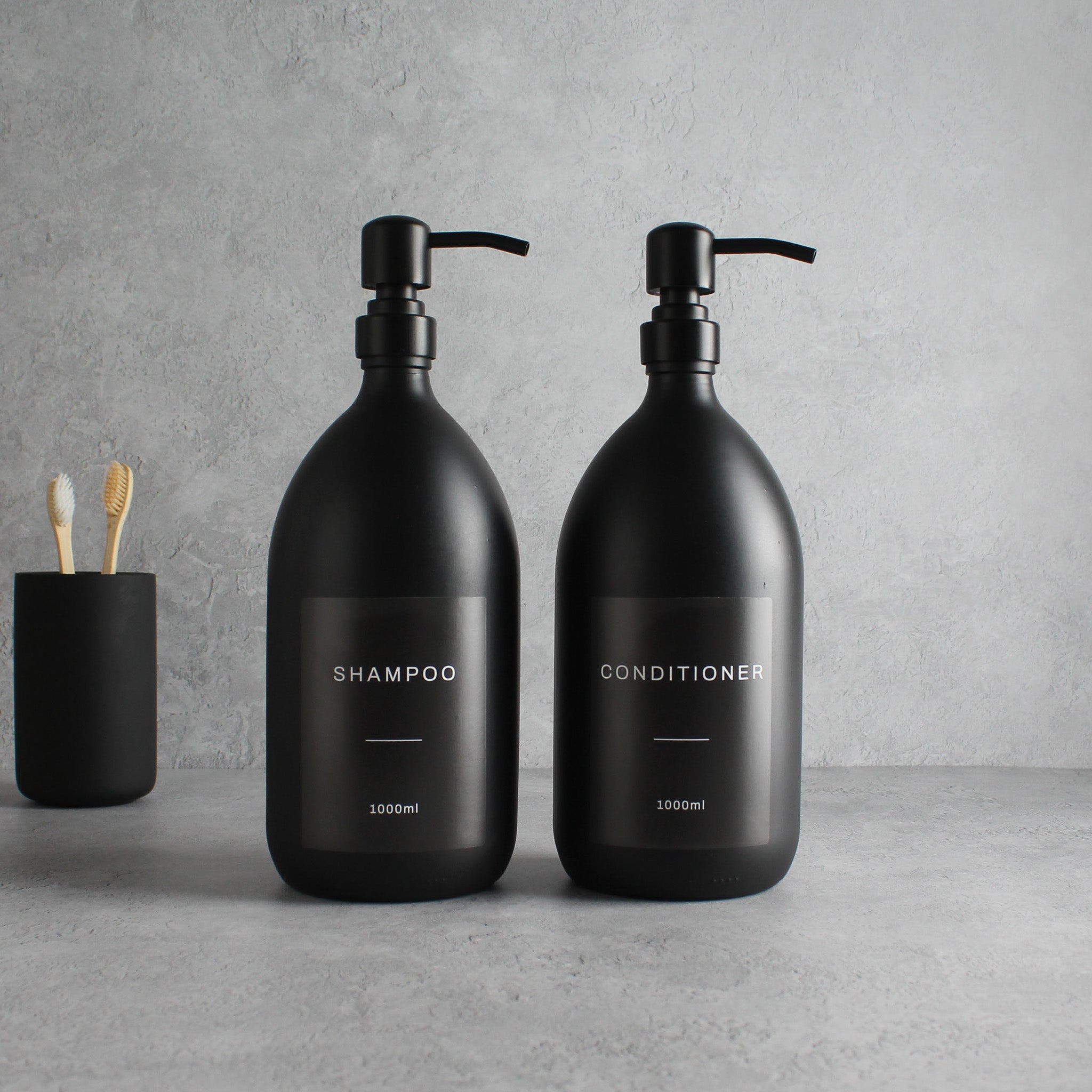 Shampoo & Conditioner Matte Black Glass Set - Namie Home