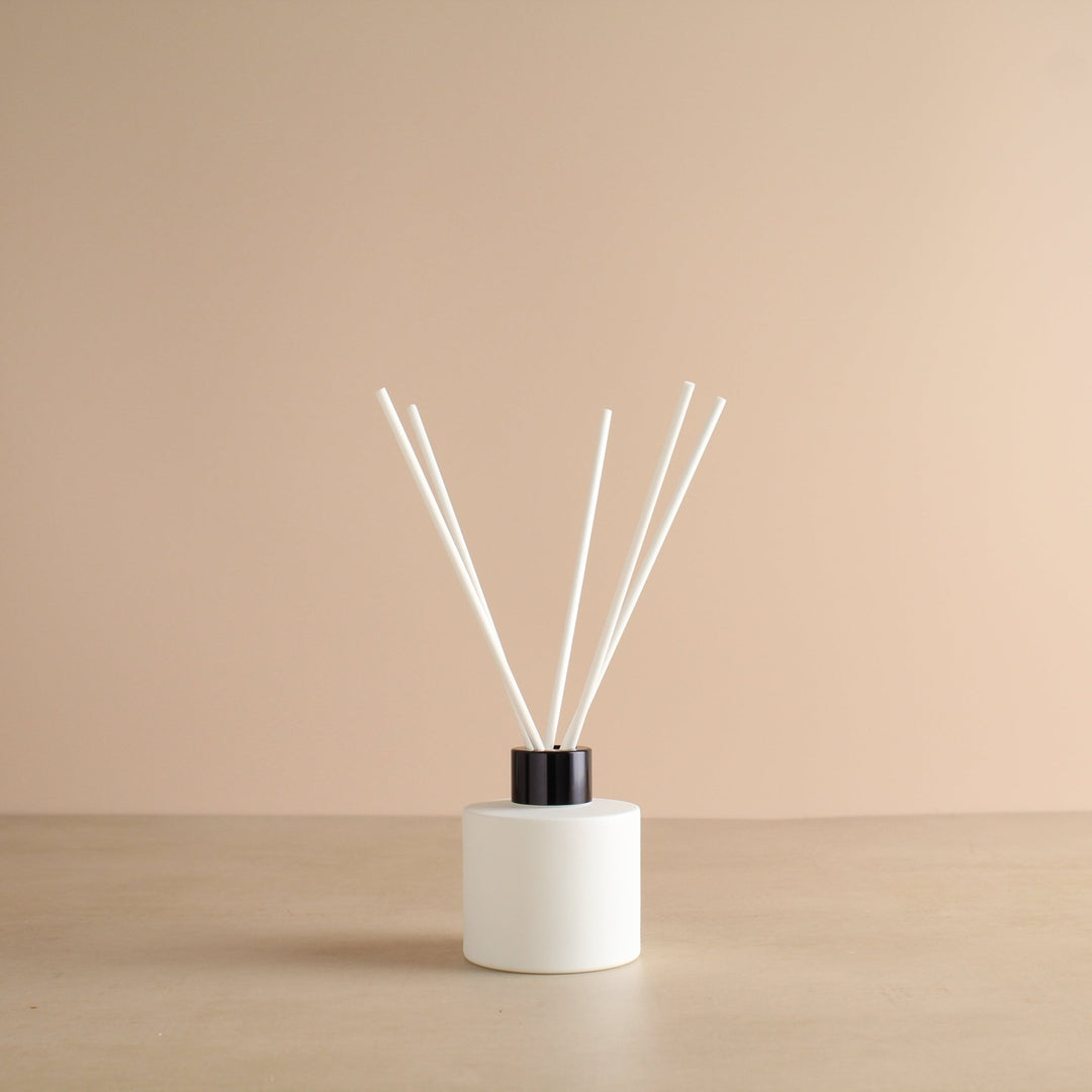 White Reed Diffuser - Namie Home