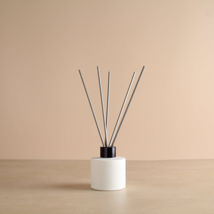 White Reed Diffuser - Namie Home