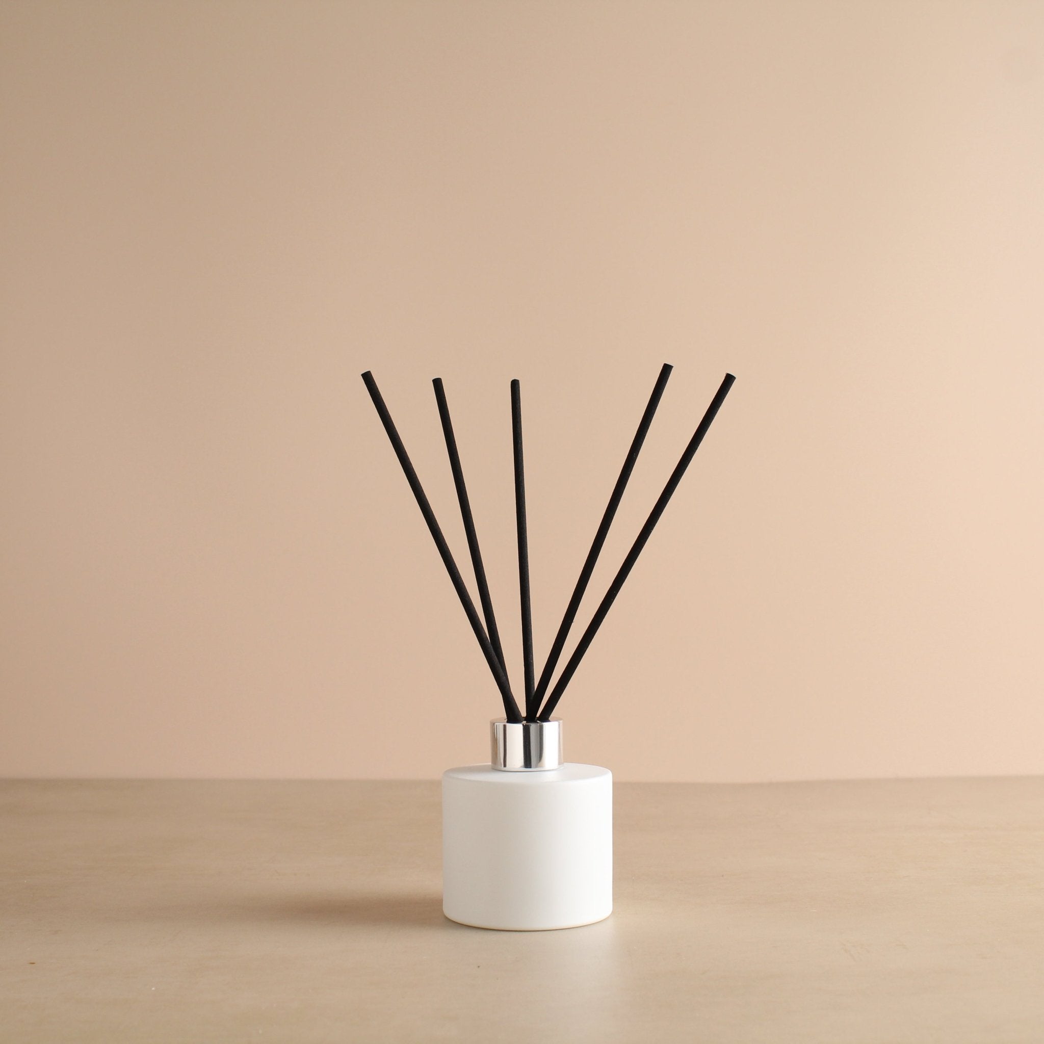 White Reed Diffuser - Namie Home